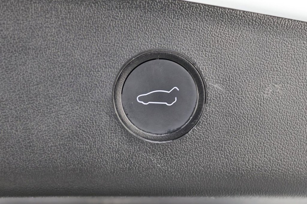 Used Tesla Model 3 2022 for sale - 76909945: Photo 27