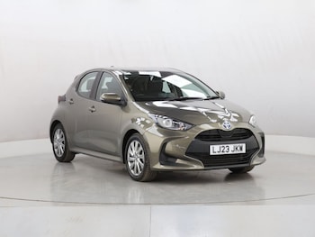 Used Toyota Yaris 2023 for sale - 79550383: Photo