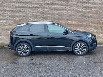 Used Peugeot 3008 2018 for sale - 77534052: Photo