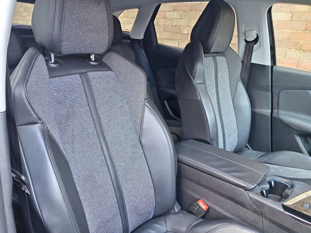 Used Peugeot 3008 2018 for sale - 77534052: Photo 8