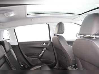 Used Peugeot 2008 2019 for sale - 78181235: Photo