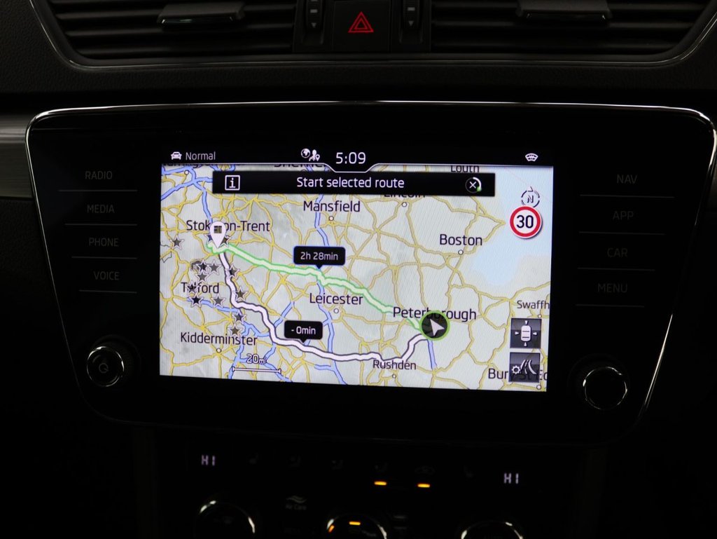 Used Skoda Superb 2021 for sale - 76591089: Photo 16