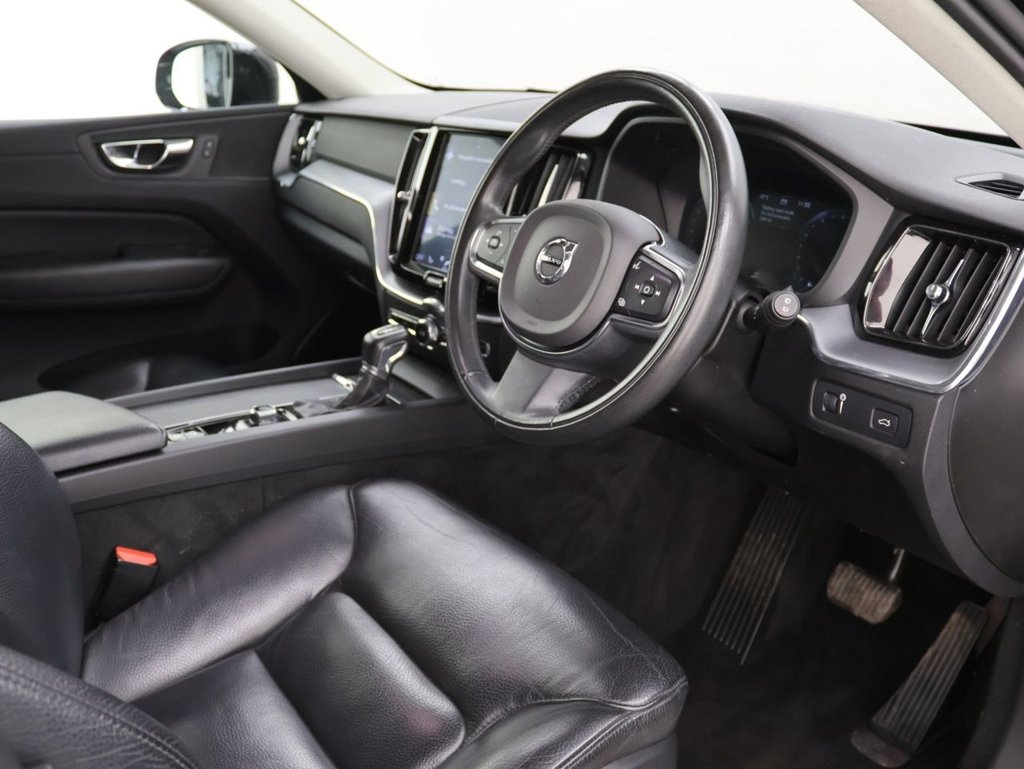 Used Volvo XC60 2019 for sale - 77976684: Photo 10
