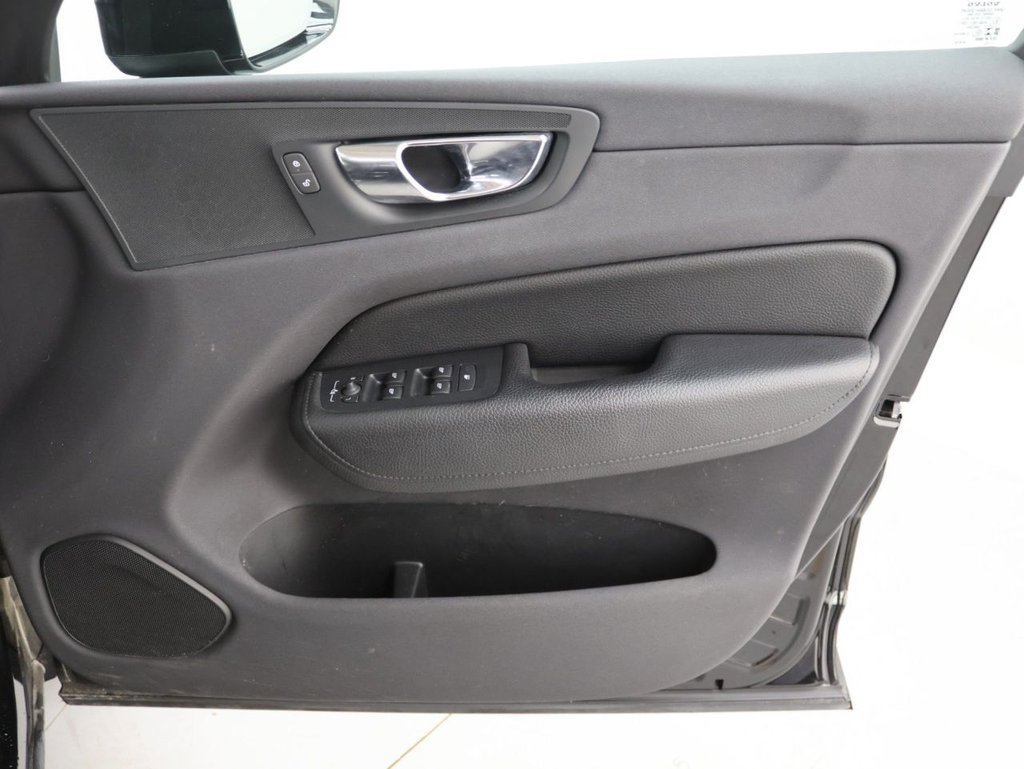 Used Volvo XC60 2019 for sale - 77976684: Photo 27