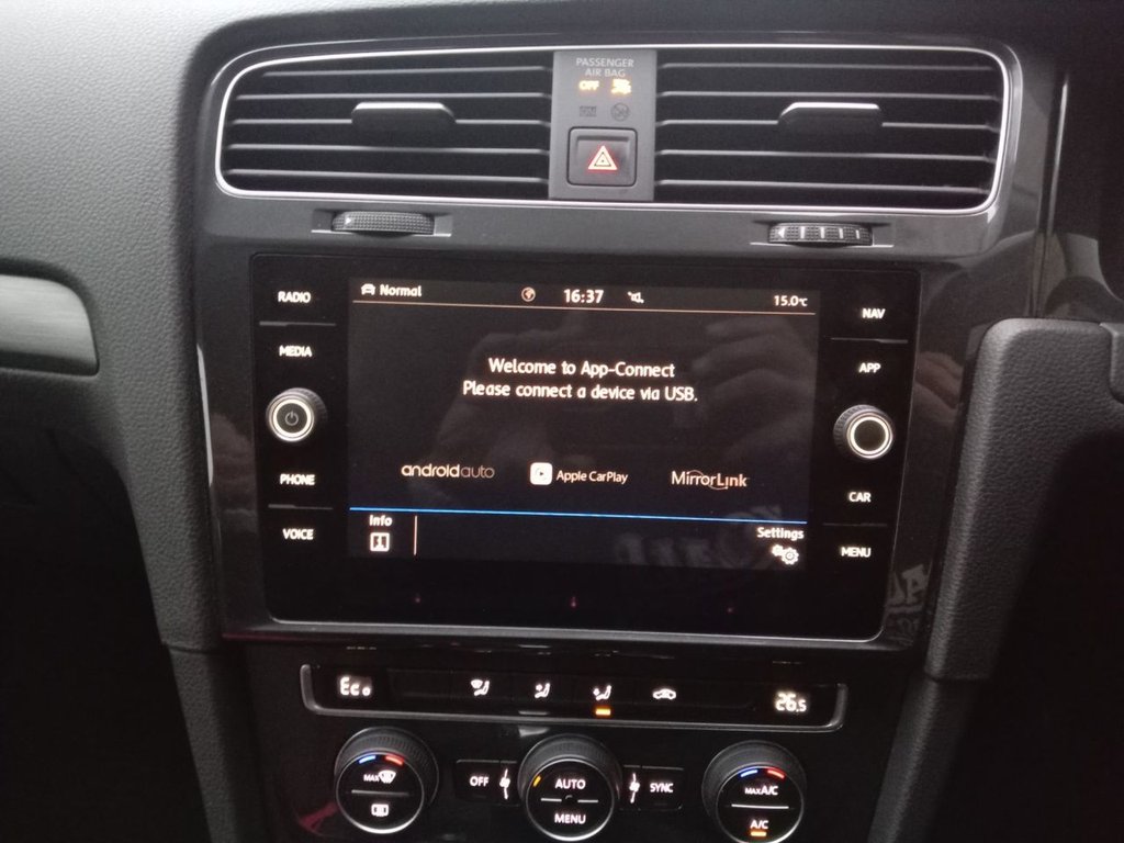 Used Volkswagen Golf 2020 for sale - 76590748: Photo 10