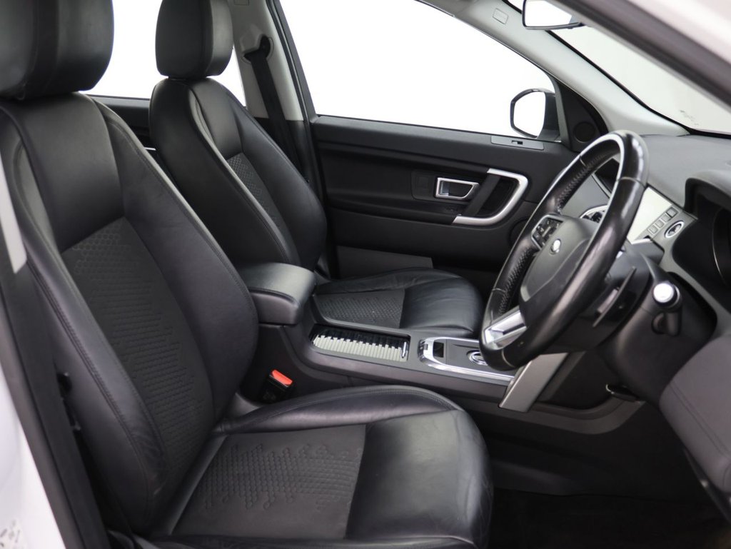 Used Land Rover Discovery Sport 2017 for sale - 76604459: Photo 12
