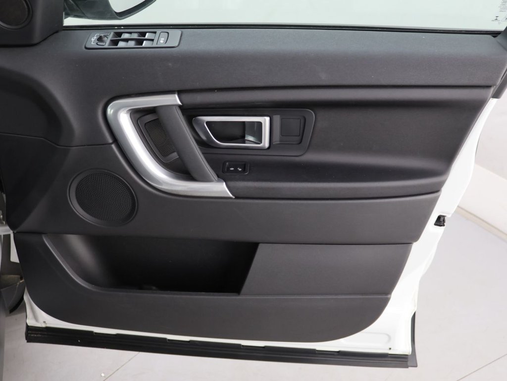 Used Land Rover Discovery Sport 2017 for sale - 76604459: Photo 28