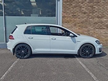 Used Volkswagen Golf 2016 for sale - 75410777: Photo