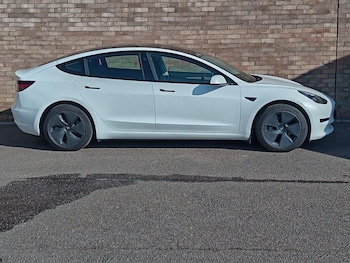 Used Tesla Model 3 2023 for sale - 79562335: Photo