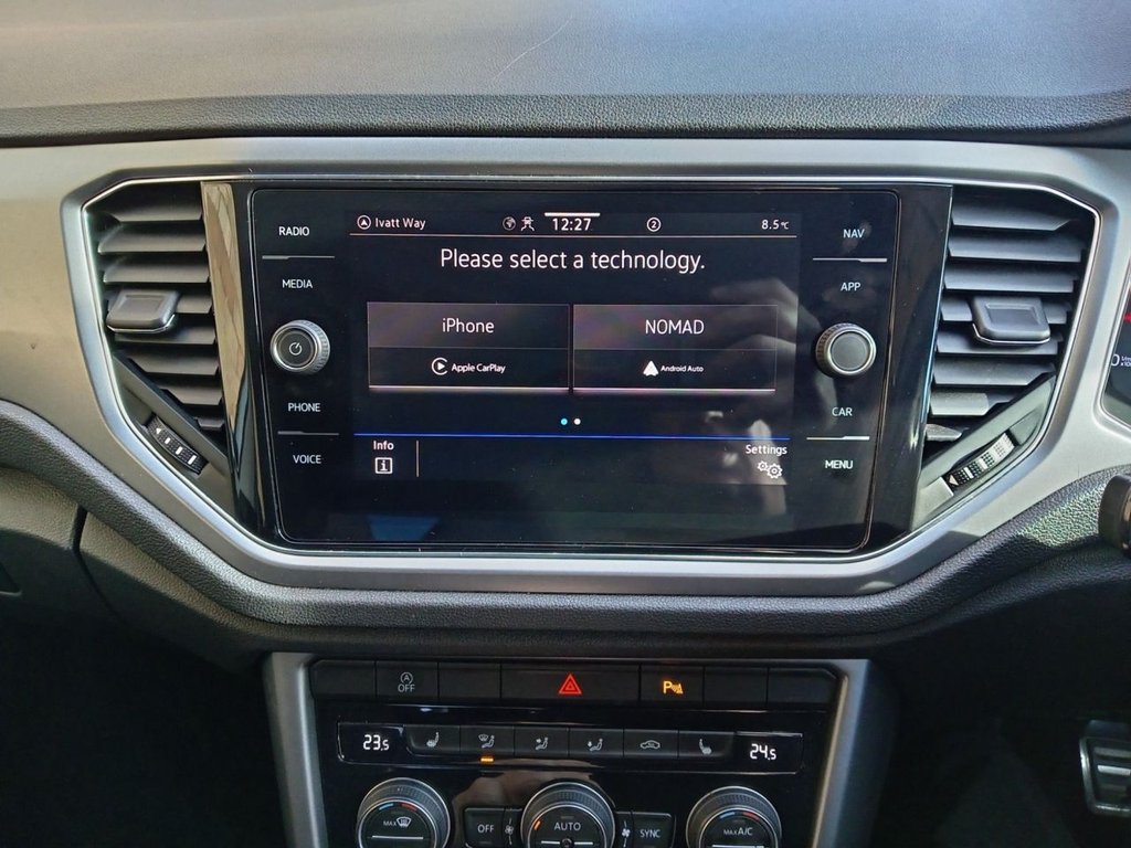 Used Volkswagen T-Roc 2021 for sale - 77394813: Photo 12