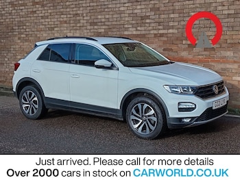Used Volkswagen T-Roc 2021 for sale - 77394813: Photo