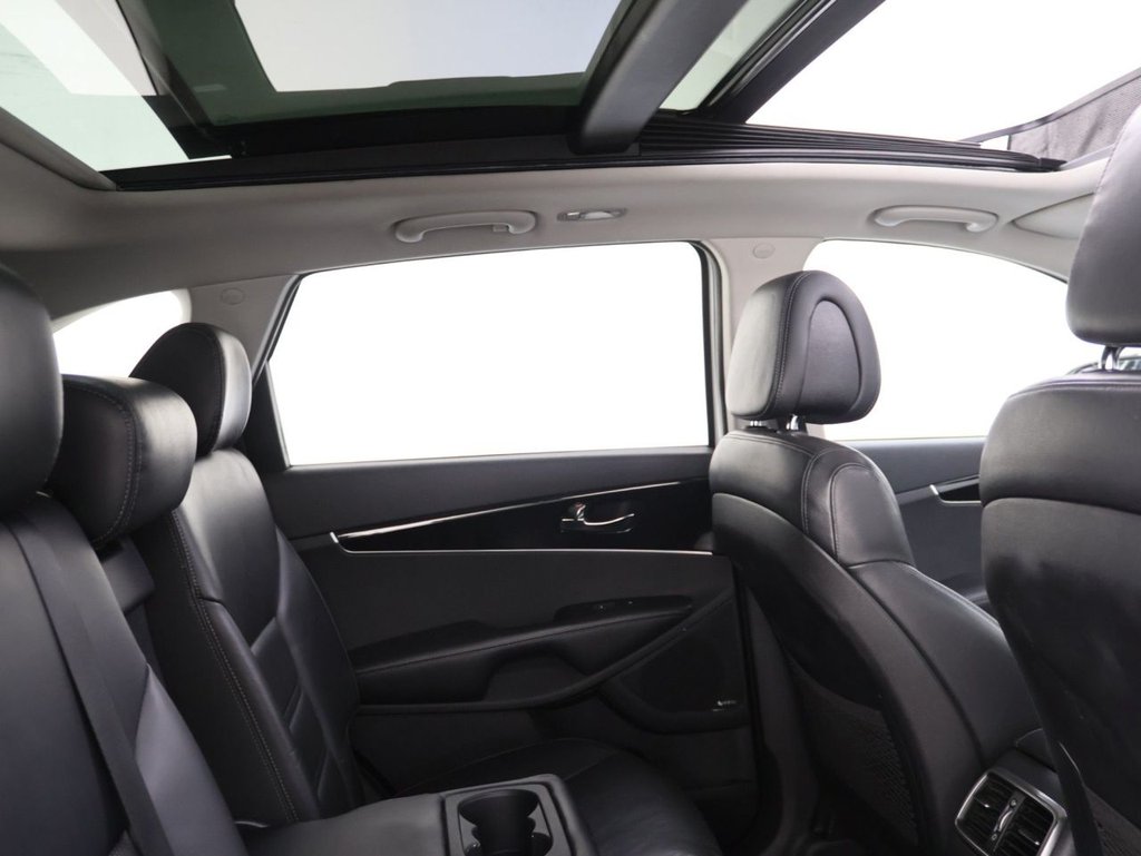 Used Kia Sorento 2015 for sale - 76542172: Photo 2