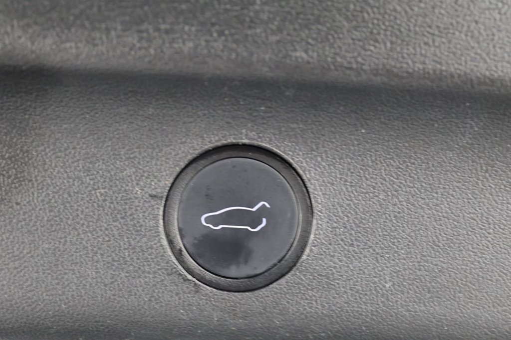 Used Tesla Model Y 2022 for sale - 78056142: Photo 28