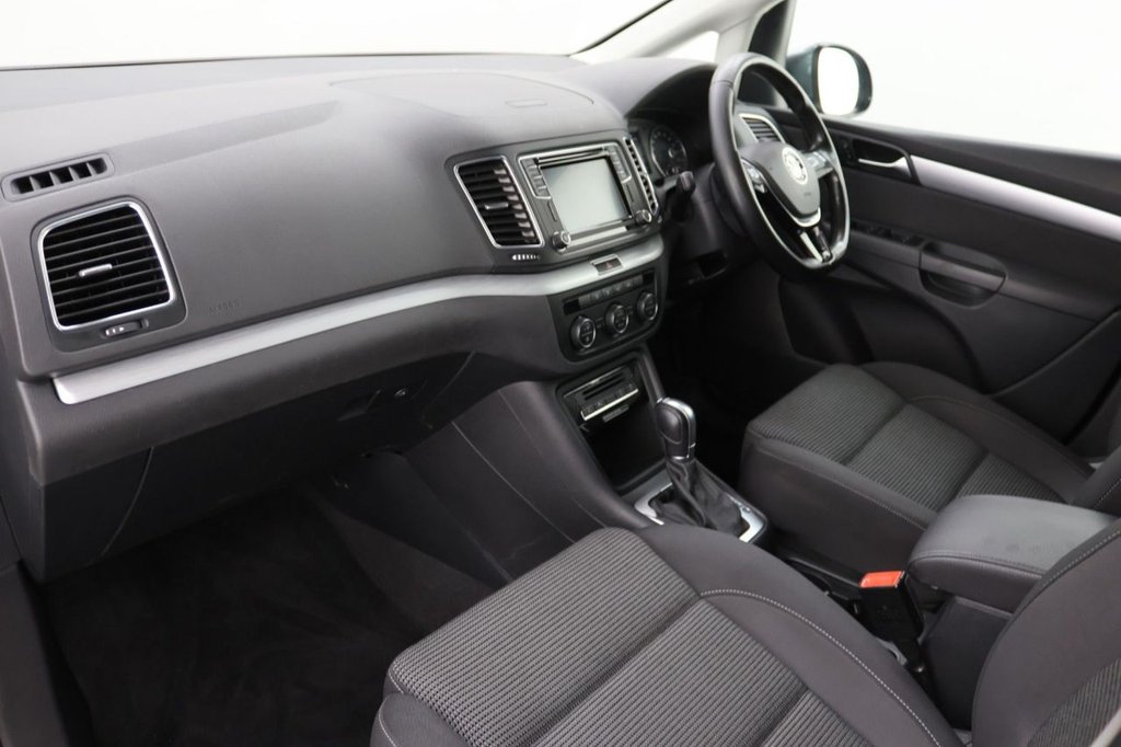 Used Volkswagen Sharan 2019 for sale - 77547017: Photo 26