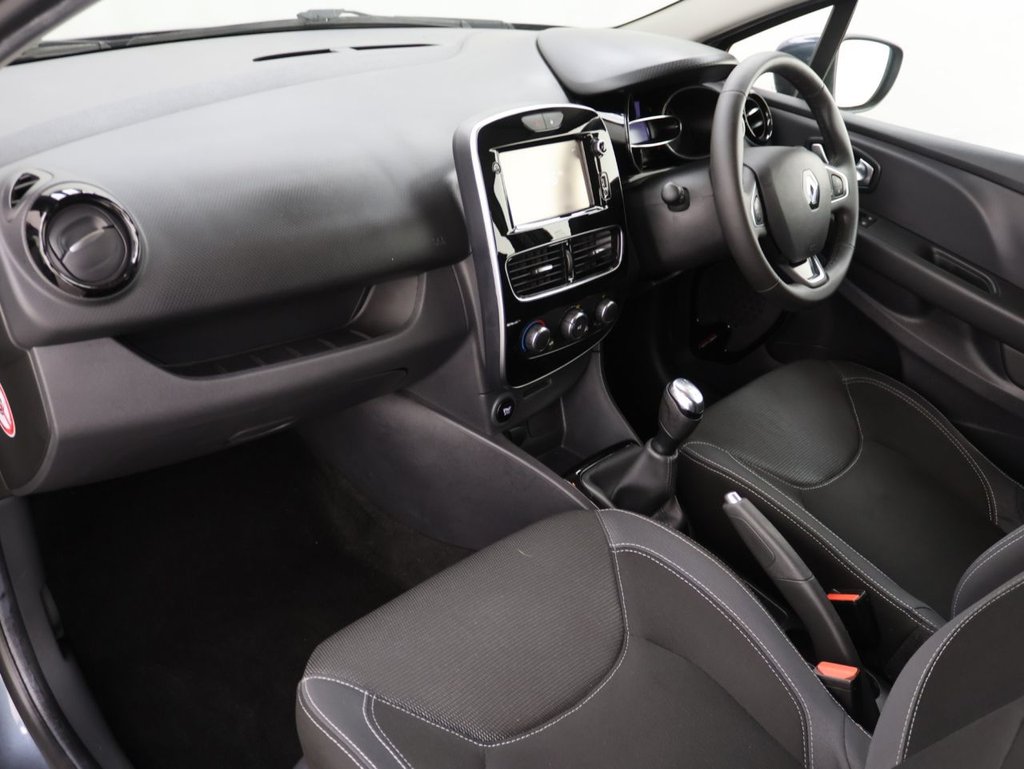 Used Renault Clio 2017 for sale - 76542074: Photo 23