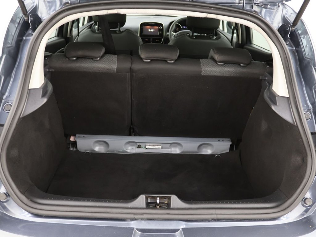 Used Renault Clio 2017 for sale - 76542074: Photo 24