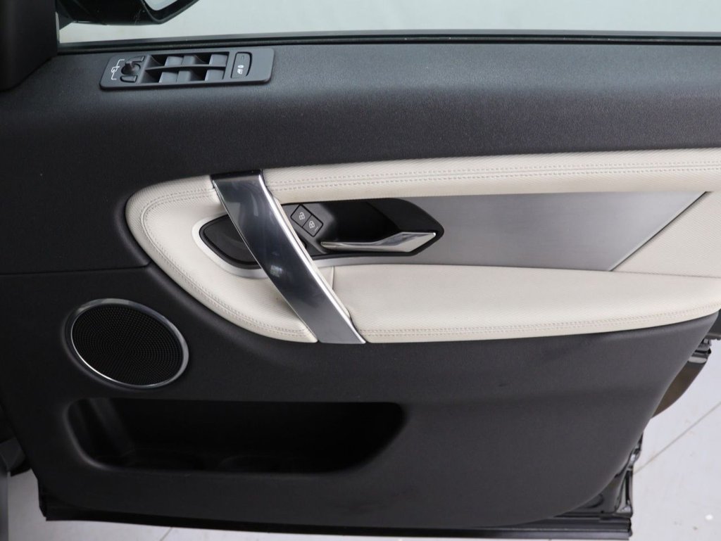 Used Land Rover Discovery Sport 2021 for sale - 76541970: Photo 30