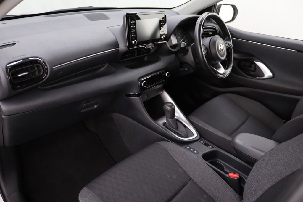 Used Toyota Yaris 2021 for sale - 76558804: Photo 22