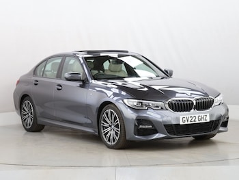 Used BMW 3 Series 2022 for sale - 76301029: Photo 2