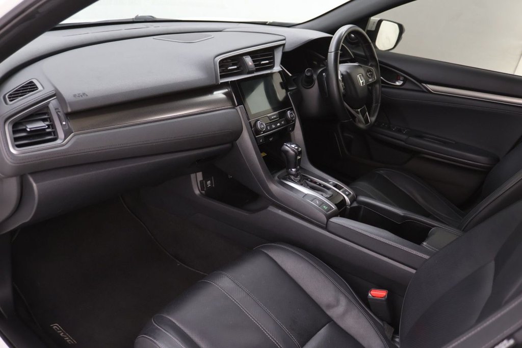 Used Honda Civic 2020 for sale - 77383544: Photo 24