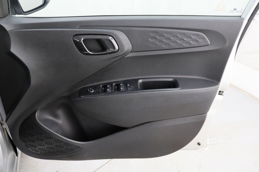 Used Hyundai i10 2022 for sale - 76542014: Photo 25