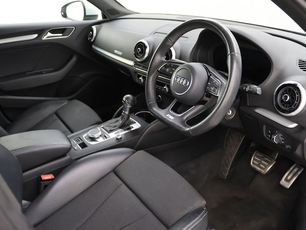 Used Audi A3 2018 for sale - 76301144: Photo 10