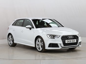Used Audi A3 2018 for sale - 76301144: Photo 2