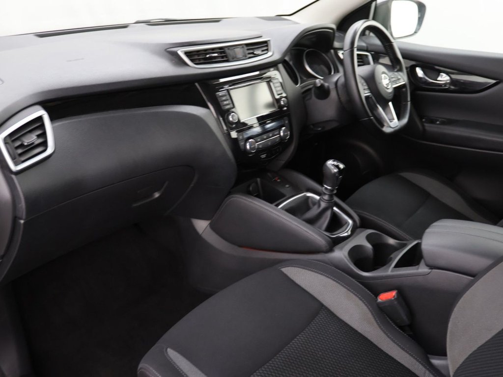 Used Nissan Qashqai 2018 for sale - 77936427: Photo 24