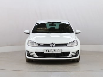 Used Volkswagen Golf 2016 for sale - 77059601: Photo