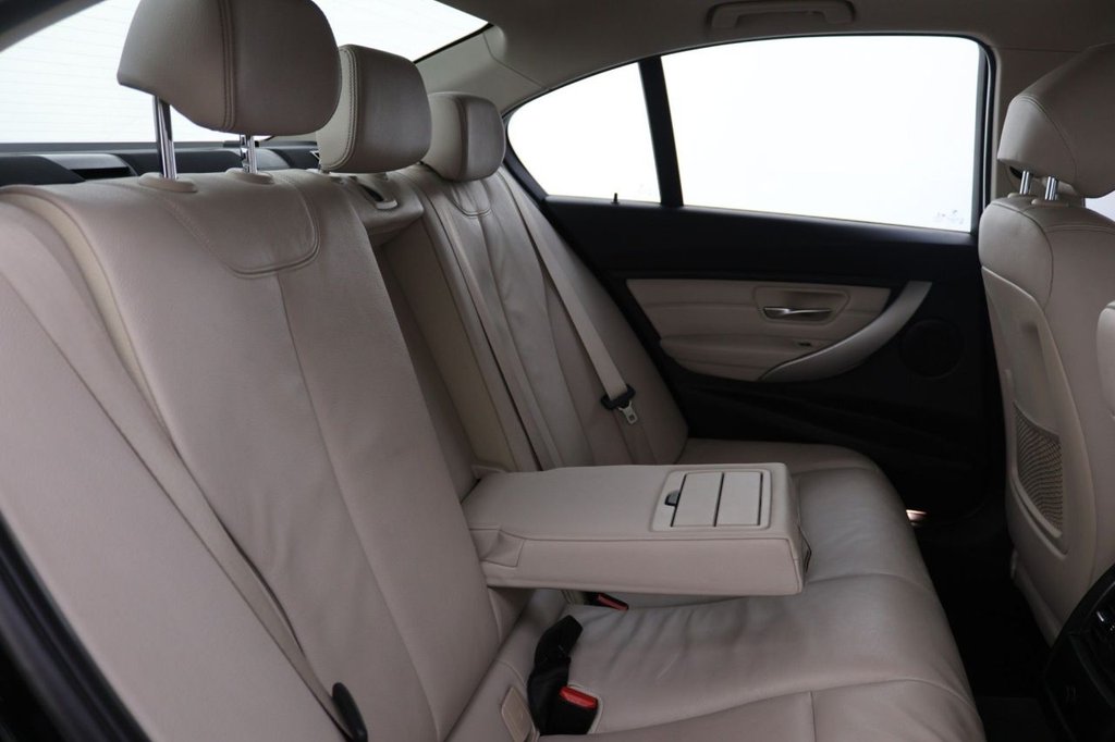 Used BMW 3 Series 2018 for sale - 77539544: Photo 17