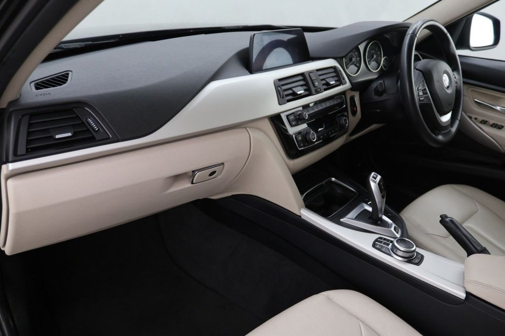 Used BMW 3 Series 2018 for sale - 77539544: Photo 23