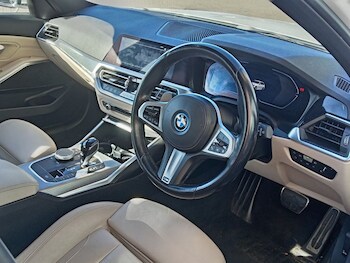 Used BMW 3 Series 2021 for sale - 75716609: Photo