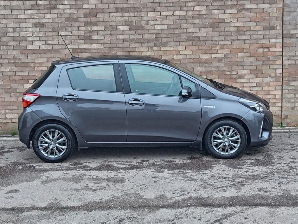 Used Toyota Yaris 2020 for sale - 77792434: Photo 3