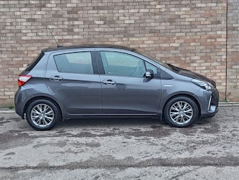 Used Toyota Yaris 2020 for sale - 77792434: Photo