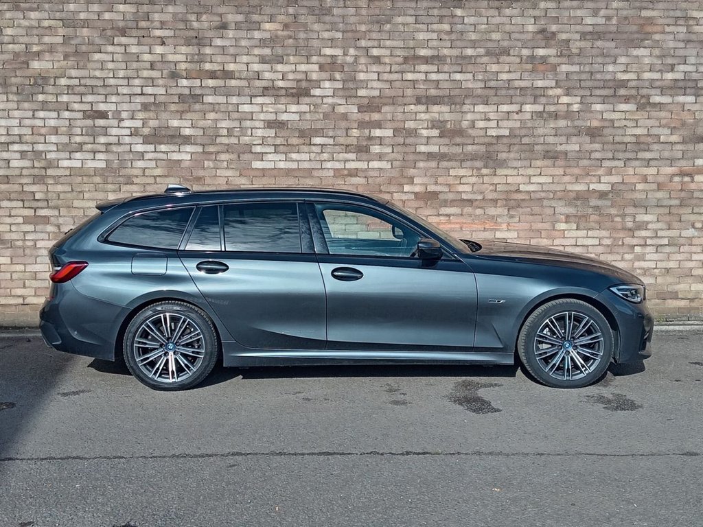 Used BMW 3 Series 2022 for sale - 76542071: Photo 3