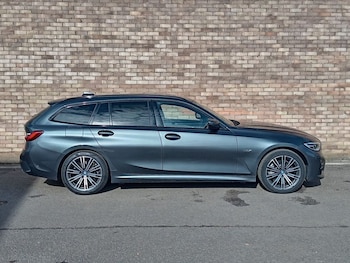 Used BMW 3 Series 2022 for sale - 76542071: Photo