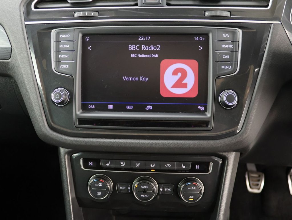 Used Volkswagen Tiguan 2017 for sale - 76300902: Photo 10