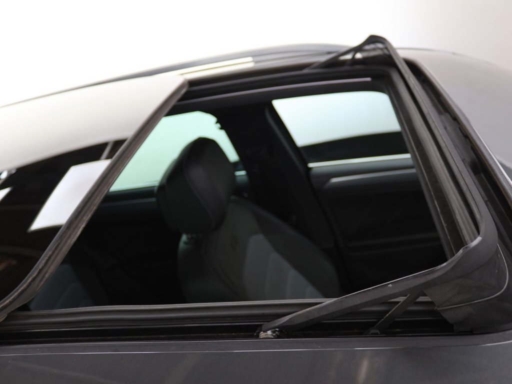 Used Volkswagen Tiguan 2017 for sale - 76300902: Photo 13