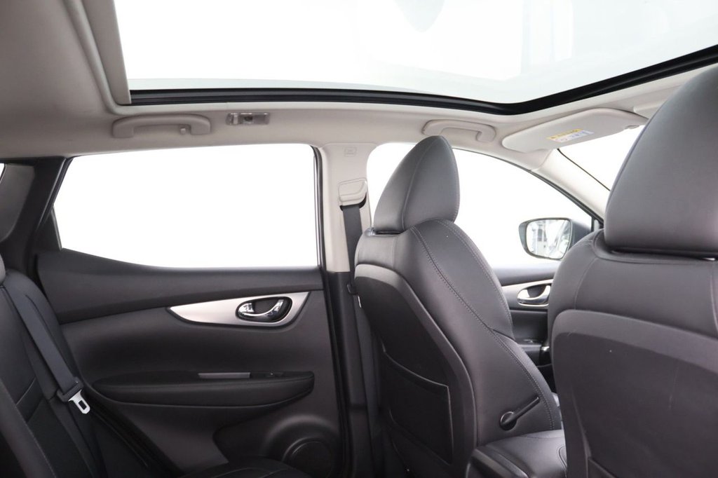 Used Nissan Qashqai 2018 for sale - 78212840: Photo 2