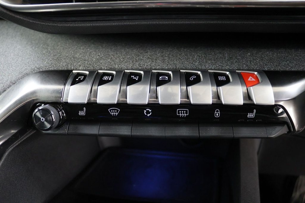 Used Peugeot 3008 2020 for sale - 77879459: Photo 14