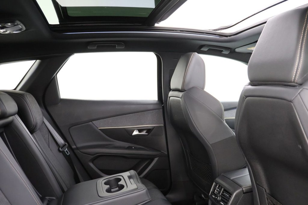 Used Peugeot 3008 2020 for sale - 77879459: Photo 2