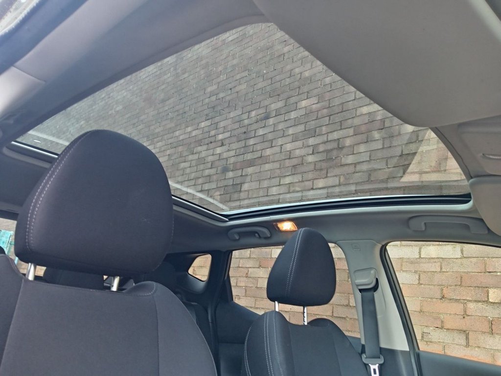 Used Nissan Qashqai 2021 for sale - 77534061: Photo 2