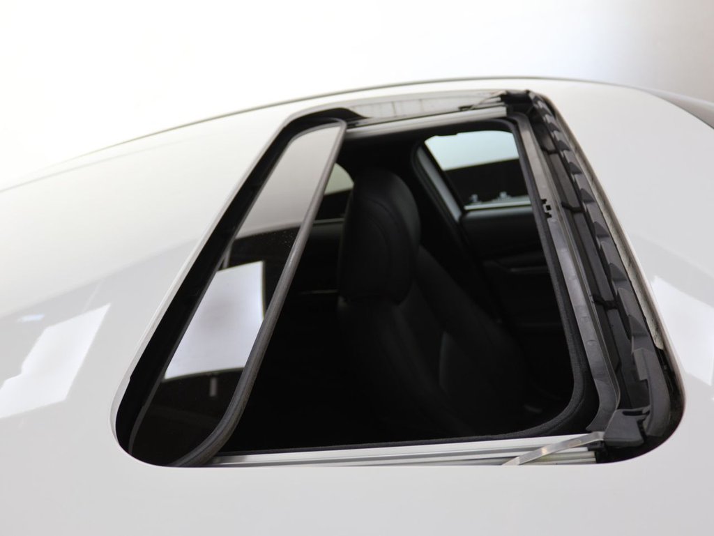 Used Mazda Mazda3 2023 for sale - 76496190: Photo 20