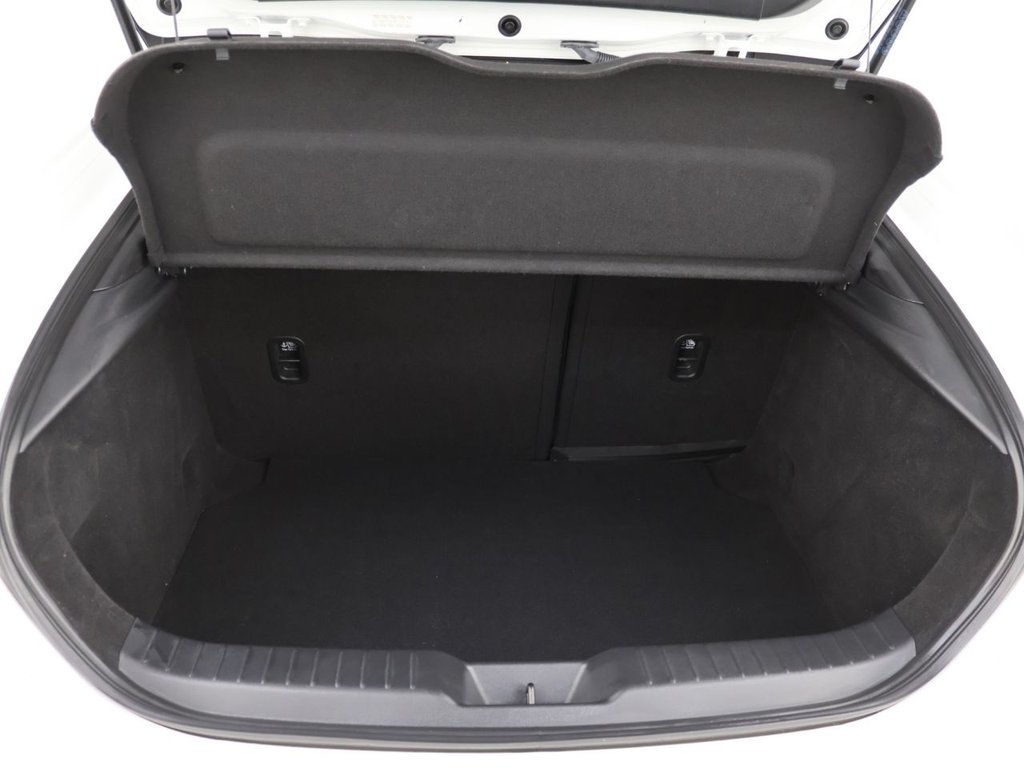 Used Mazda Mazda3 2023 for sale - 76496190: Photo 25