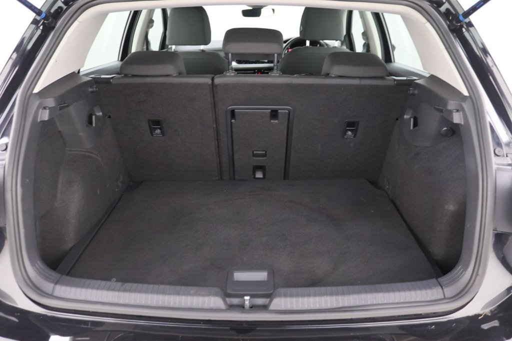 Used Volkswagen Golf 2020 for sale - 77632040: Photo 24