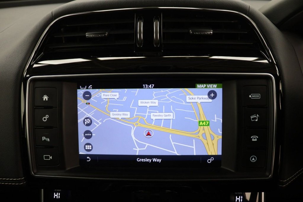 Used Jaguar XE 2018 for sale - 77287779: Photo 15