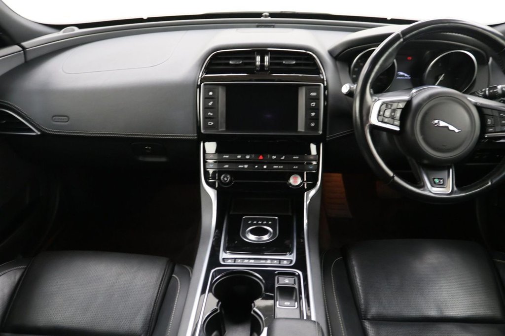 Used Jaguar XE 2018 for sale - 77287779: Photo 17