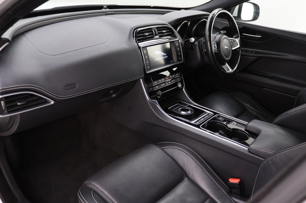 Used Jaguar XE 2018 for sale - 77287779: Photo 23