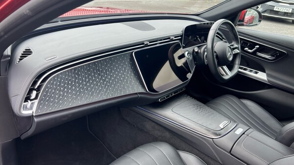 Used Mercedes-Benz E-Class 2024 for sale - 75558636: Photo 11