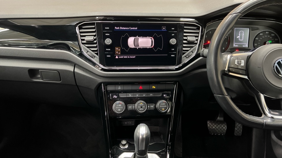 Used Volkswagen T-Roc 2021 for sale - 77013112: Photo 12